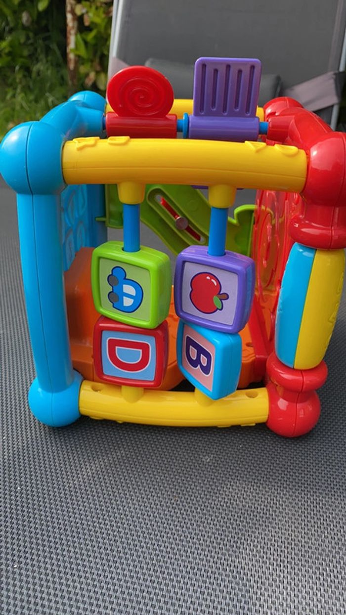 Baby cube d’éveil - photo numéro 4
