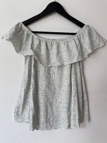 T-shirt épaules dénudées