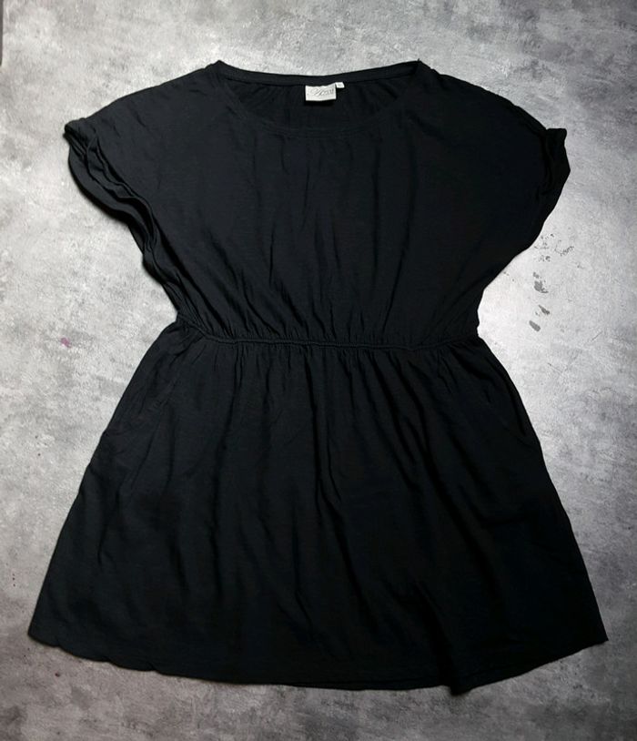 Robe d été noire 🏵 - photo numéro 2