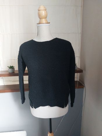 Pull crop top avec détail zip