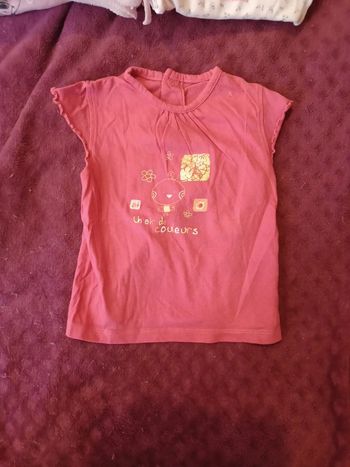 Tee shirt débardeur sans manches 12 mois