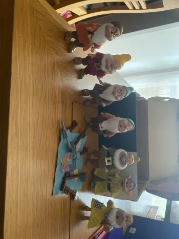 Les 7 nains figurines 11 cm