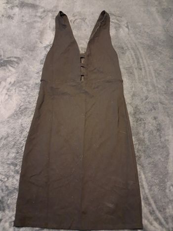 robe courte petite bretelles ouverte dans le dos