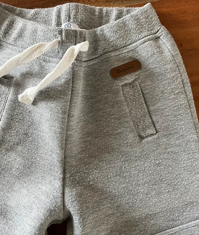 Pantalon jogging La redoute 2 ans - photo numéro 3
