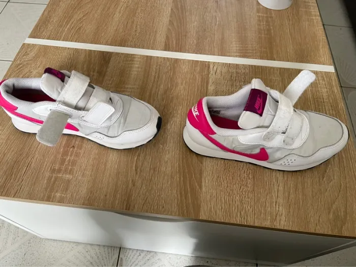 Nike fille à scratch pointure taille 35