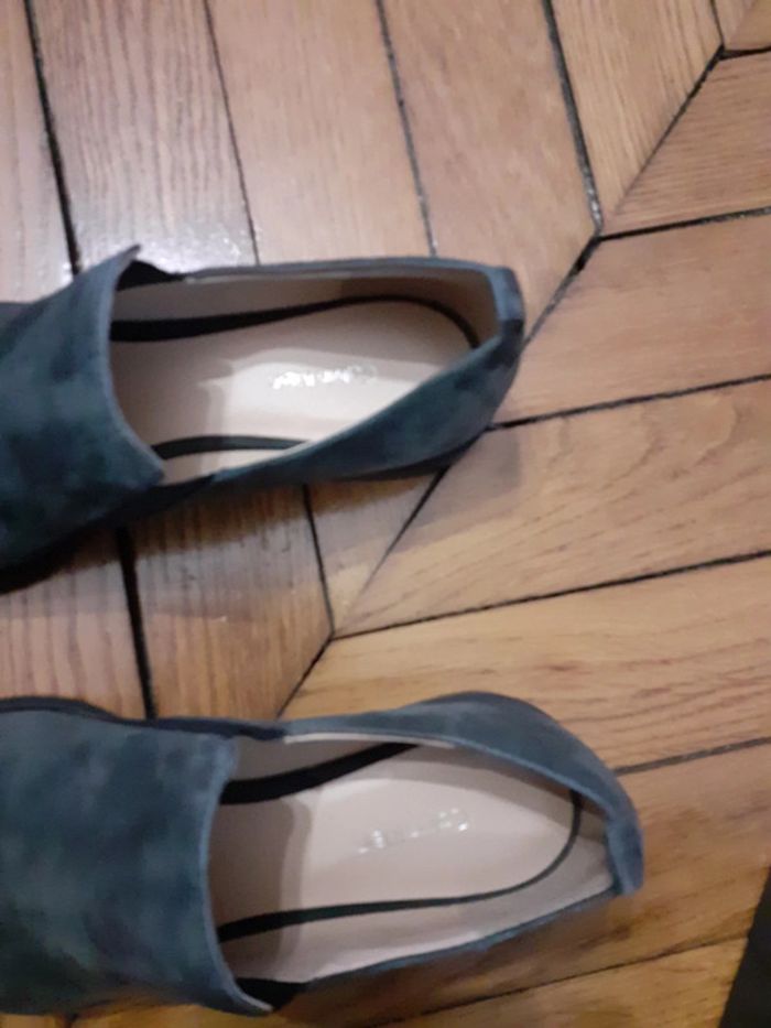 Chaussures calvin Klein pointure 39 - photo numéro 2