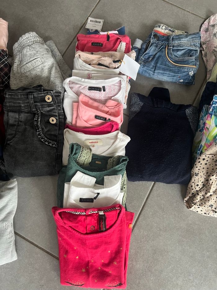 Lot 24 vêtements 6 ans. Ikks et catimini - photo numéro 6
