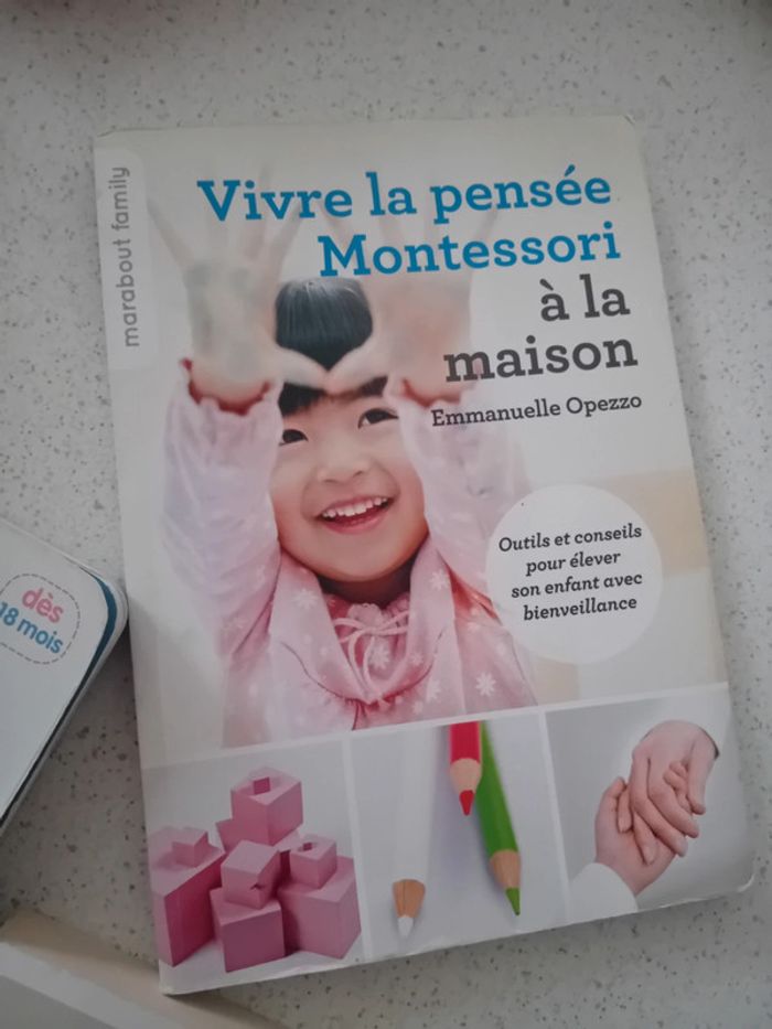Livres enfance éducation Montessori - photo numéro 3
