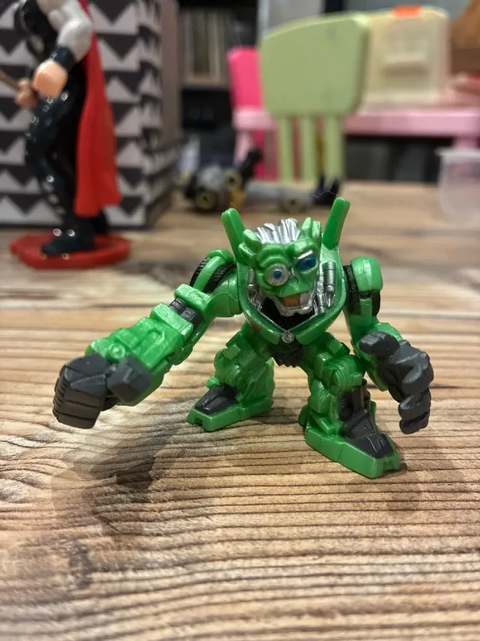 Figurine transformers hasbro 2008 robot heroes skids