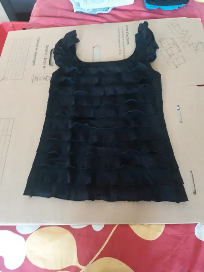 Petit haut bretelles taille 3 - photo numéro 5