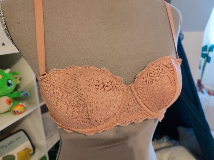 Soutien gorge - photo numéro 2