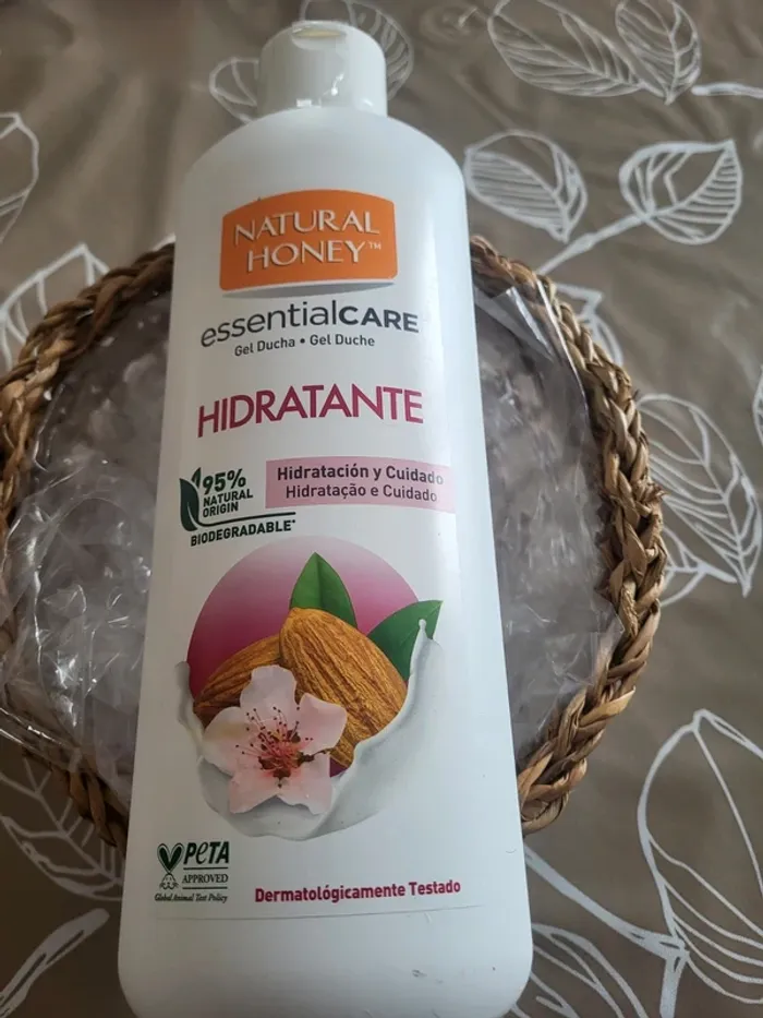 Gel douche fleur d'amandier. 675 ml