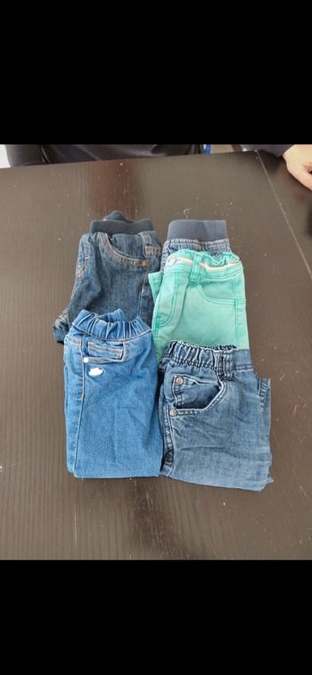 Lot 5 jean 18M