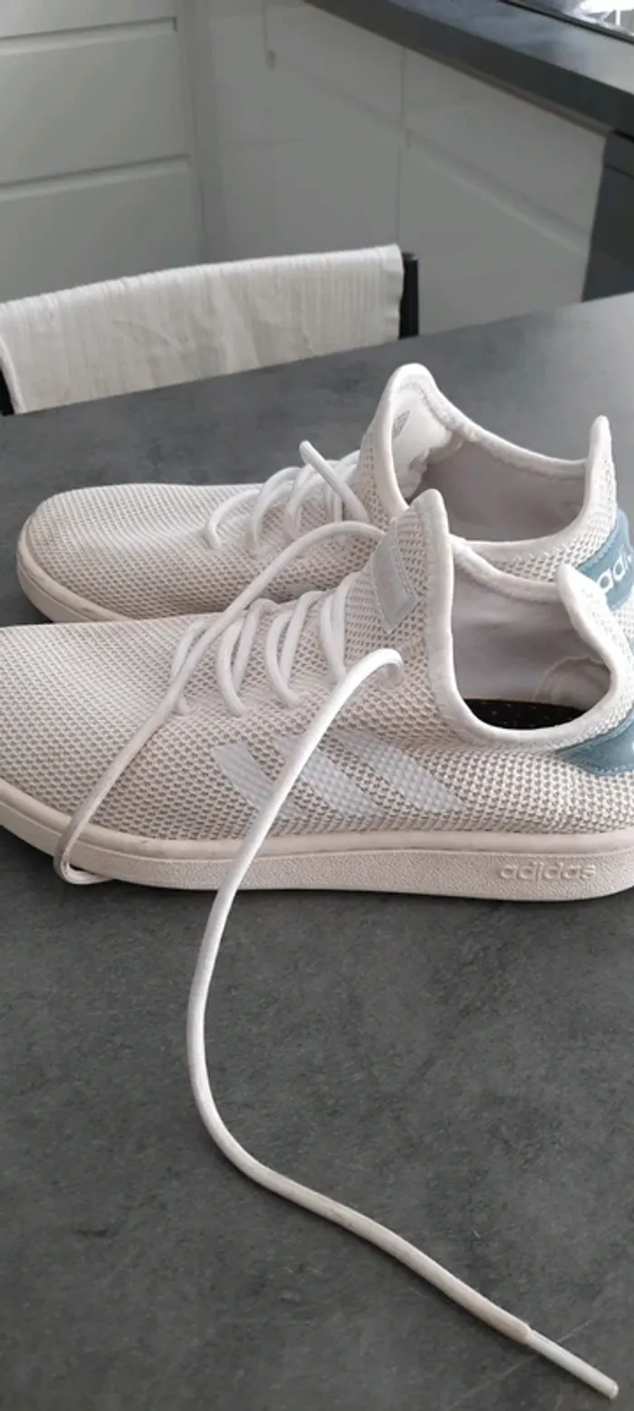 Basket Adidas 39 1/3 - photo numéro 3
