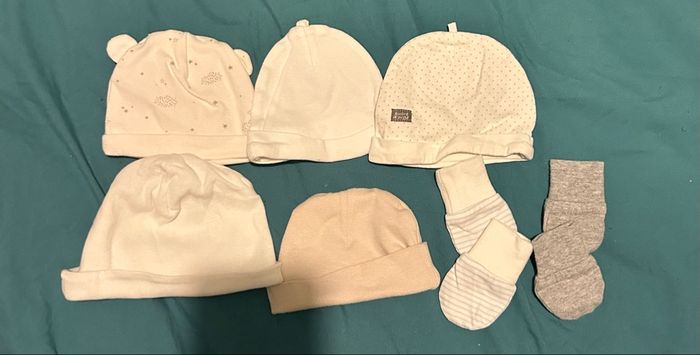 Bonnets de naissance + moufles