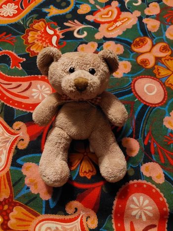 P1 - Mini peluche ours brun nœud papillon à carreaux