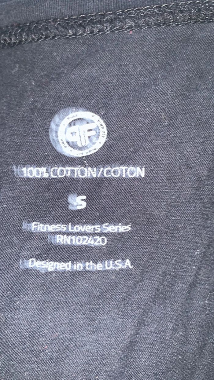 Tee shirt noir ~ - photo numéro 3