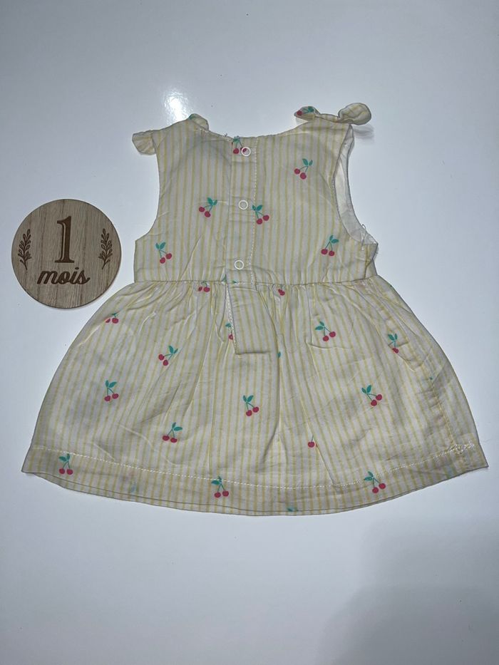 Robe 1 mois kiabi - photo numéro 3