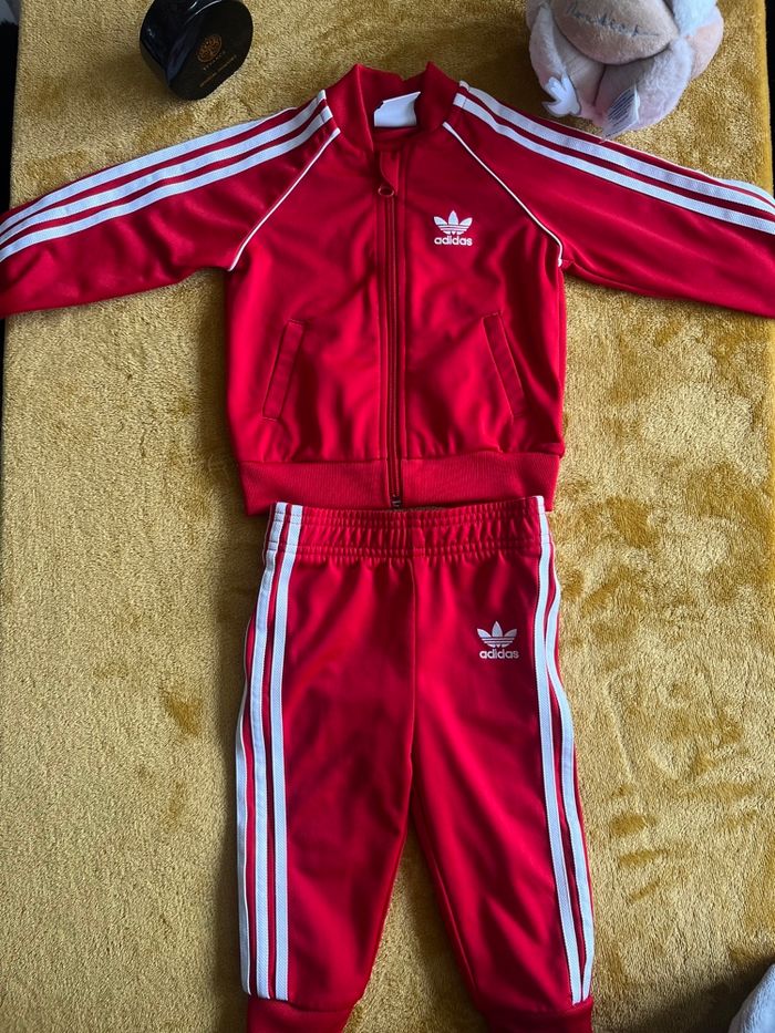 Ensemble jogging adidas bébé