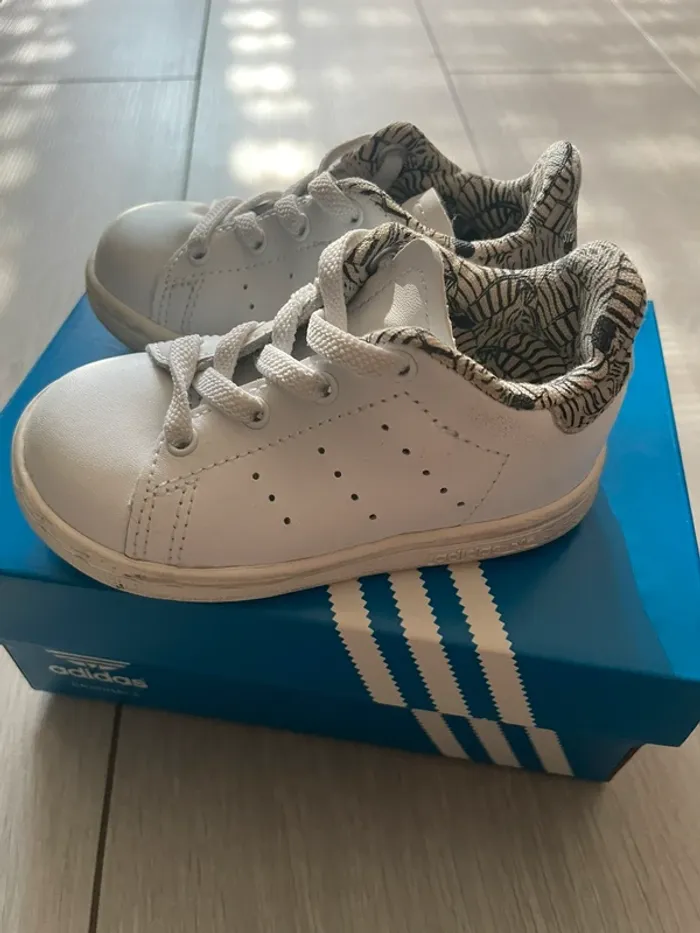 Baskets Adidas - photo numéro 2