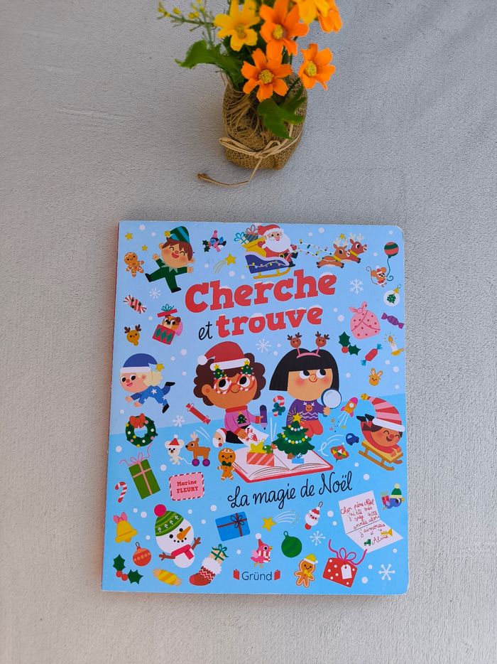 Livre Cherche et trouve la magie de Noël Gründ