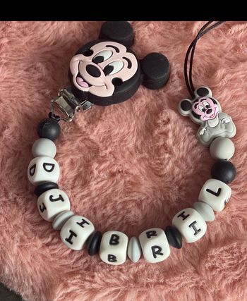 Attache tétine Mickey