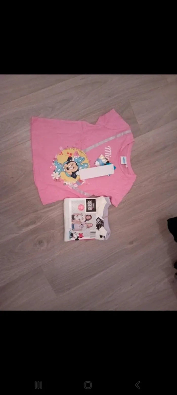 3 tee shirt minnie 5 6 ans