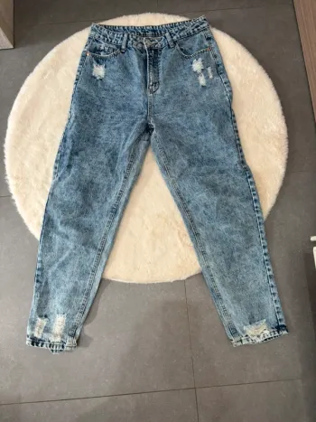 Jeans Mom