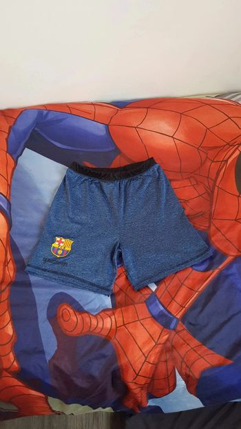 Short garçon Barcelone taille 8 ans