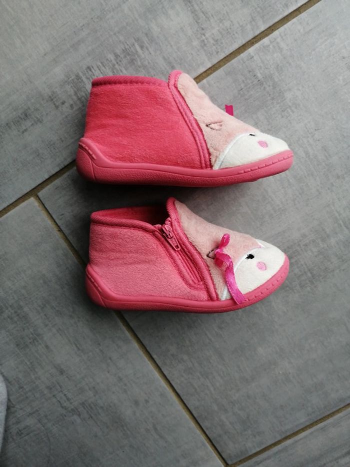 Chaussons taille 23 - photo numéro 2