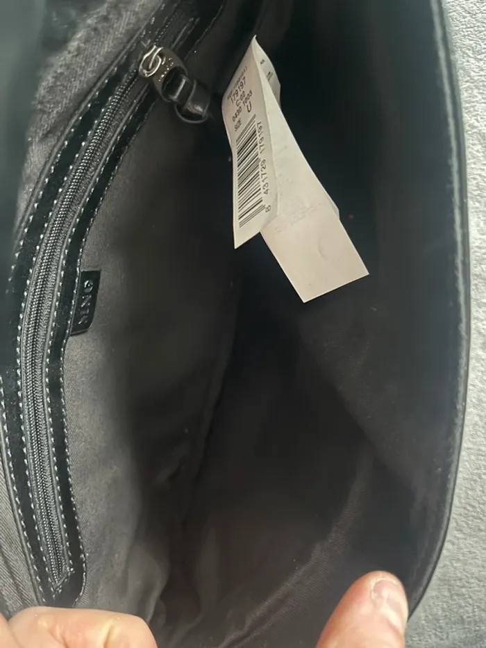 Sac noir Y2K effet vinyle – Chaîne métal – Style 2000s - photo numéro 3