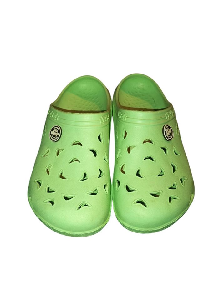 Sabot vert clair marque hipps taille 36/37 en excellent état