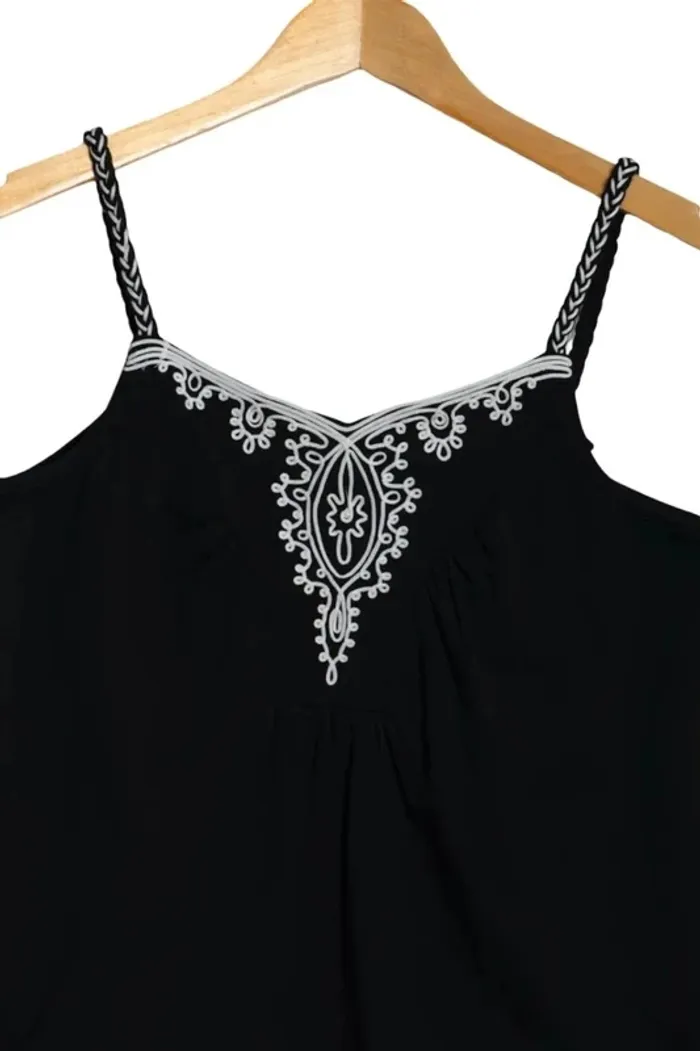 Top court dentelle brodée noir et blanc Mystic Taille 3 - photo numéro 3