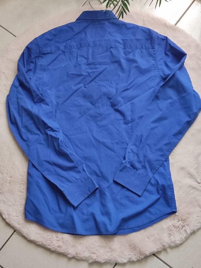 Chemise bleu taille M - photo numéro 4