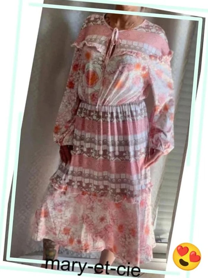 SOLDÉ - Robe manche longue taille L - photo numéro 2