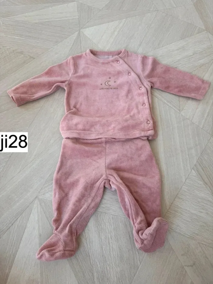 Ensemble Kiabi neuf velours 3 mois