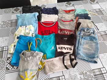 Lot vêtements garçon 4 ans