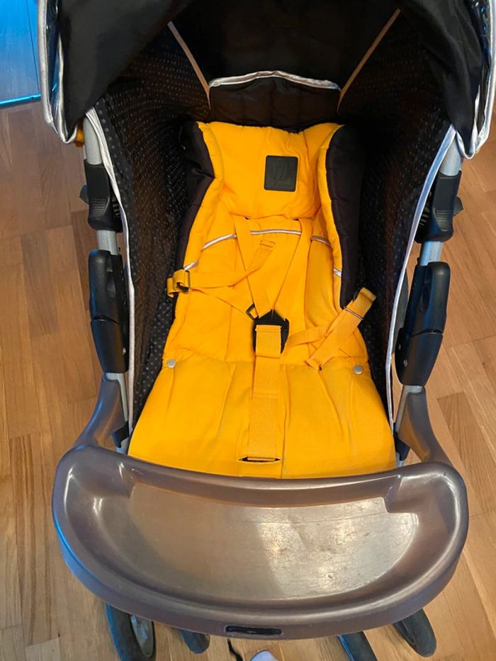 Poussette Graco modèle y2k - photo numéro 2