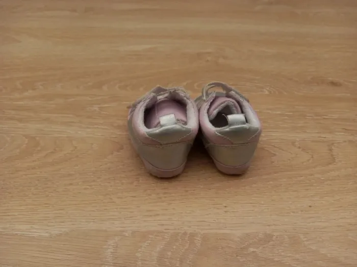 Chaussure - photo numéro 3