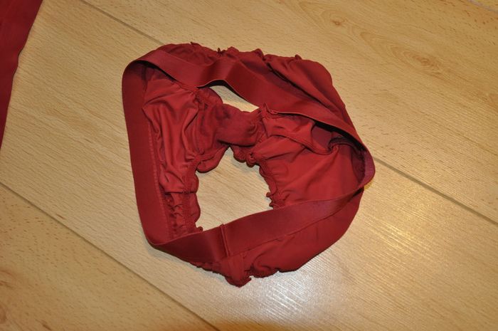 H&M bikini rouge foncé t.XS tb état - photo numéro 5