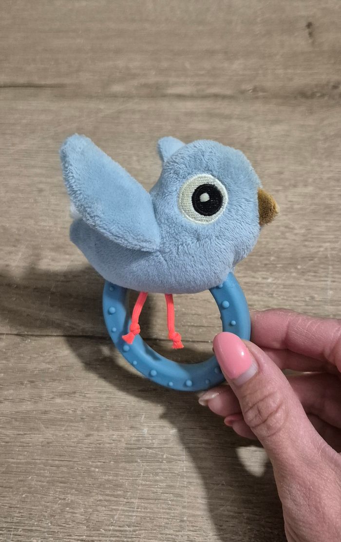 Hochet anneau en peluche