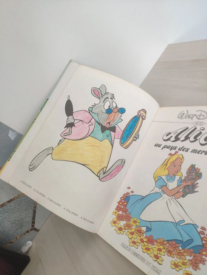 Livre Alice au pays des merveilles bande dessinée du film Walt Disney GDL vintage - photo numéro 5
