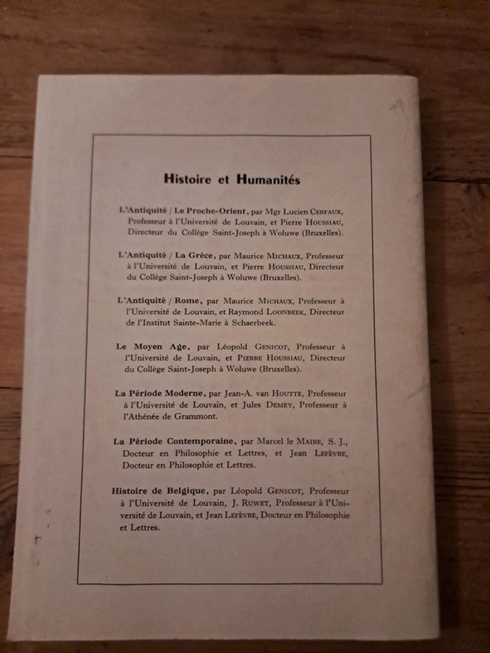 Livre Le Moyen Âge, Histoire et Humanités - photo numéro 2