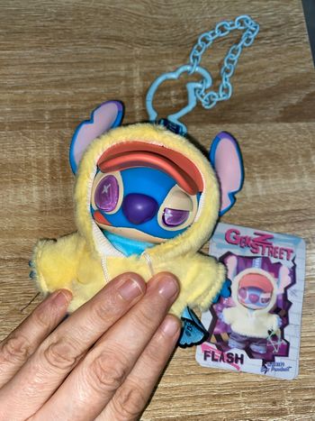 Porte clé Stitch Gen z street