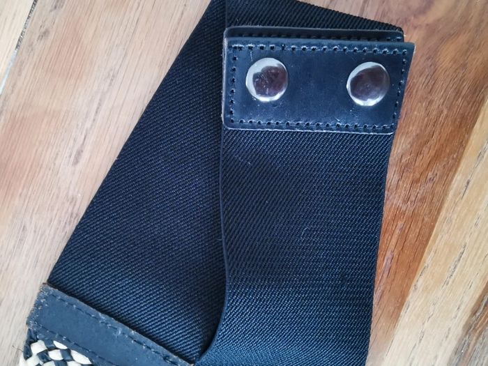 Ceinture élastique large. Noir et beige. Taille 80 - photo numéro 5