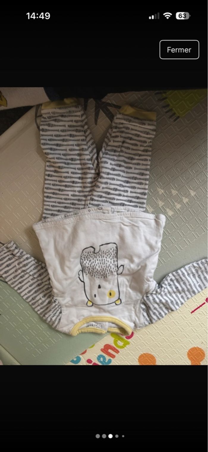 Lots de vêtements 1 mois - photo numéro 3