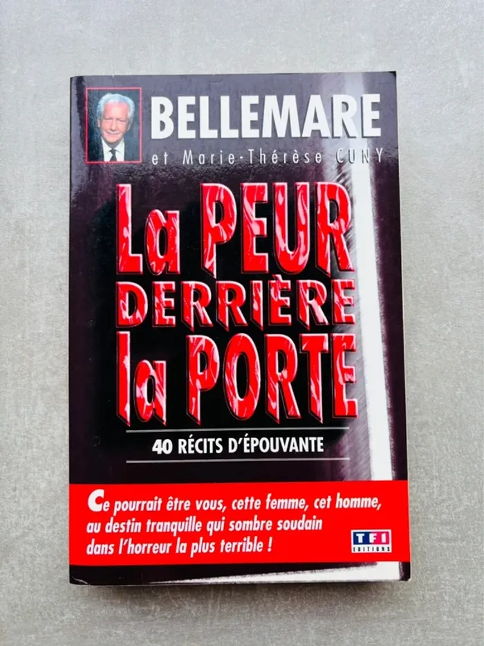 Livre broché La peur derrière la porte Pierre Bellemare