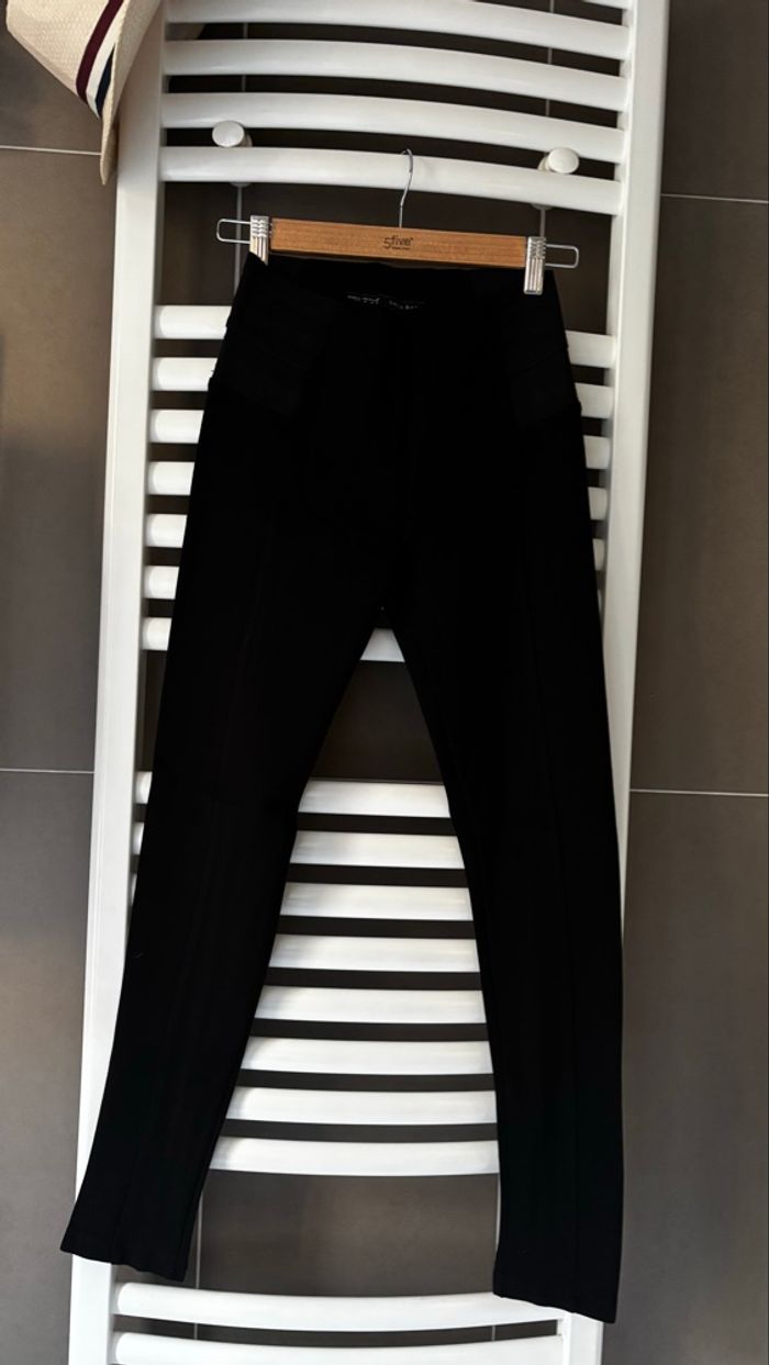 Legging ZARA BASIC Taille M - photo numéro 1