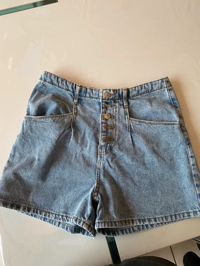 Short en jeans