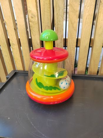 Jeu de boule qui tourne quans on appuie dessus jeu d'eveil enfant